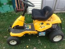 Cub Cadet 282cc 11hp 30' riding mower STRIPPED FOR PARTS!