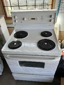 Range Stove - Photo 2