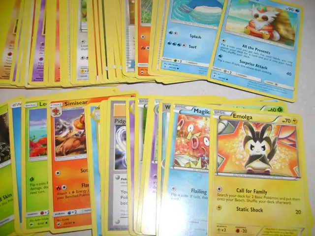 POKEMON CARDS !