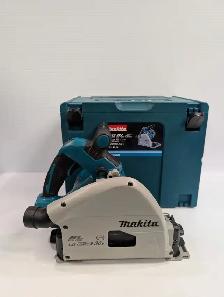 (B2373) Makita DSP600ZJ 36V Cordless Plunge Cut Track Saw W/...