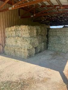 Hay for sale (Creston)