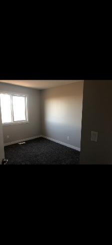 Spacious Duplex for Rent in Leduc - Photo 6