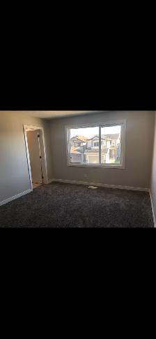Spacious Duplex for Rent in Leduc - Photo 10