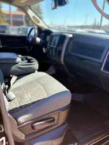2019 Ram 1500 Classic Express 4x4 Crew Cab - Photo 10