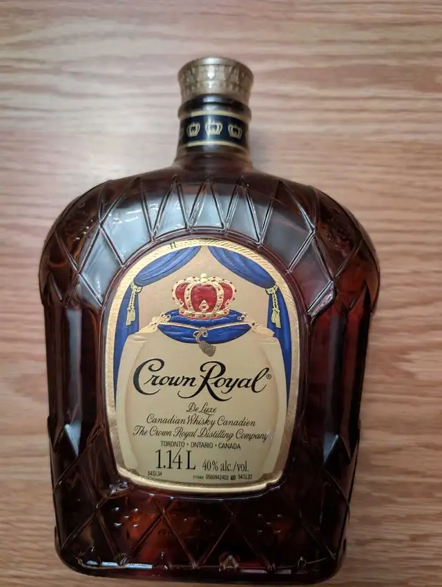 Crown Royal De Luxe Whisky