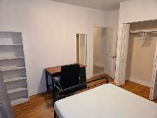Room across the street from Metro Vendome. $725  All and internt - Photo 4