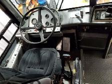 1981 prevo mirage bus  for sale   renovated inside ! - Photo 3