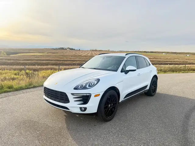 2018 Porsche Macan S