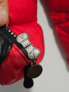 replica copy moncler women's puffer jacket - Photo 6