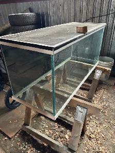 Glass Aquarium or Terrarium - Photo 2