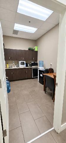 Build Your Dream Pharmacy | Chilliwack Clinic Owner-Operator - Photo 9