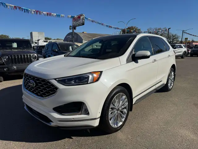 2024 Ford Edge Titanium