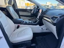 2024 Ford Edge Titanium - Photo 14