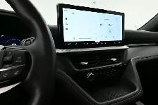 2026 Ford Explorer One Owner & Fully Certified Platinum, AWD, Tu - Photo 17