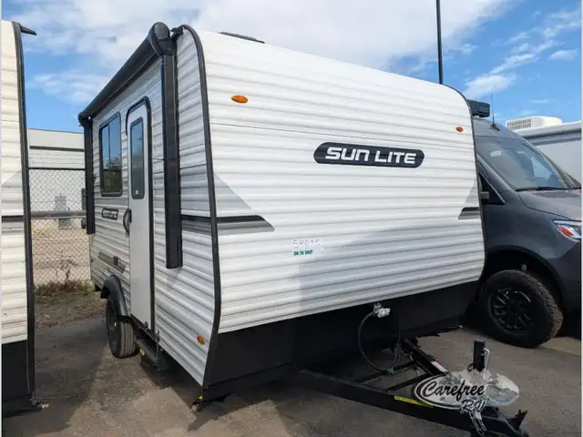 2027 Sunset Park RV Sun Lite 15MB