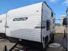 2027 Sunset Park RV Sun Lite 15MB - Photo 3