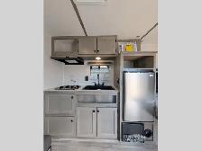 2027 Sunset Park RV Sun Lite 15MB - Photo 9