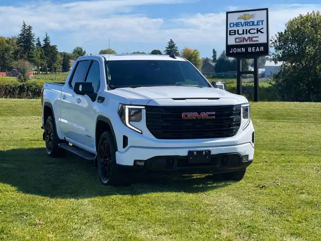 2025 GMC Sierra 1500 ELEVATION