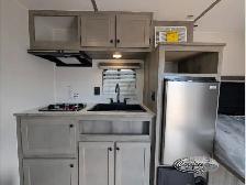 2027 Sunset Park RV Sun Lite 15MB - Photo 9