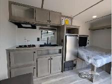 2027 Sunset Park RV Sun Lite 15MB - Photo 8