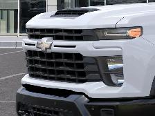 2026 Chevrolet Silverado 2500HD Custom - Photo 15