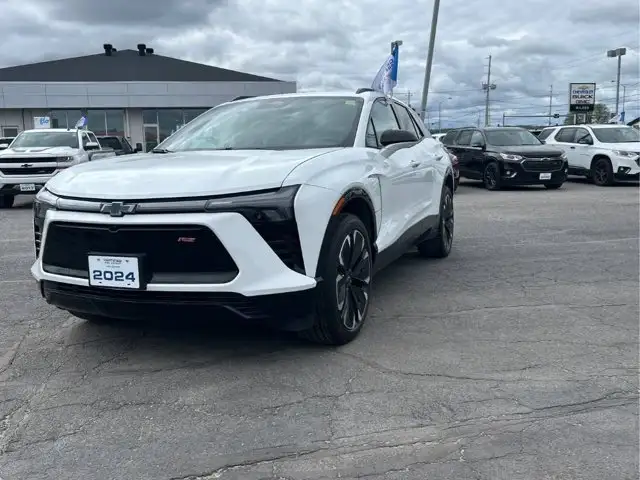 2024 Chevrolet Blazer EV eAWD RS | Split Leather | Heated