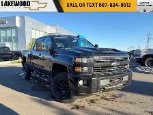 2018 Chevrolet Silverado 2500HD LTZ Midnight Edition 6.6L