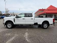 2024 Ford F-250 Crew-Cab Long Box 4x4 - Photo 3
