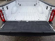 2024 Ford F-250 Crew-Cab Long Box 4x4 - Photo 10