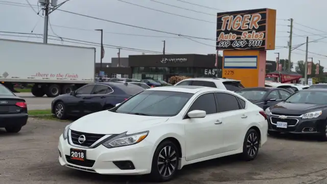 2018 Nissan Altima 2.5 SV, SEDAN, ALLOYS, SUNROOF, CERTIFIED