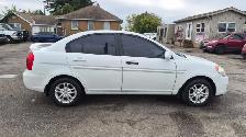 2006 Hyundai Accent GL - Photo 6