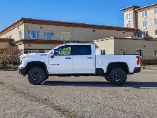 2026 Chevrolet Silverado 2500HD ZR2 - Photo 10