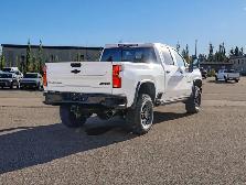 2026 Chevrolet Silverado 2500HD ZR2 - Photo 13