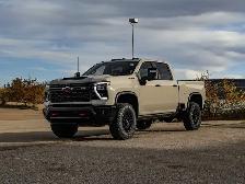 2026 Chevrolet Silverado 2500HD ZR2 - Photo 4