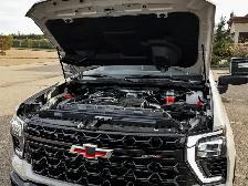 2026 Chevrolet Silverado 2500HD ZR2 - Photo 10