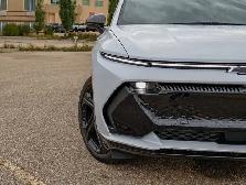 2027 Chevrolet Equinox EV RS - Photo 6