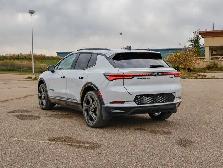 2027 Chevrolet Equinox EV RS - Photo 10