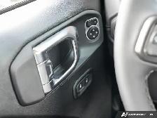 2026 Jeep Wrangler RUBICON | 12.3 SCR | CPL/AND | BSM | ROCK SLI - Photo 16