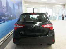 TOYOTA YARIS 2018 LE HATCHBACK AUTOMATIQUE AIR CLIMATISE BANCS C - Photo 5