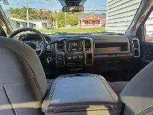 2018 Ram 1500 4x4 with Hitch, Tow/Haul, and Trailer Brakes - Photo 8