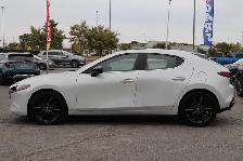 2024 Mazda MAZDA3 - Photo 4