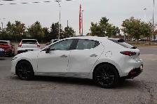2024 Mazda MAZDA3 - Photo 5