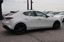 2024 Mazda MAZDA3 - Photo 9