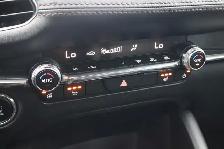 2024 Mazda MAZDA3 - Photo 23