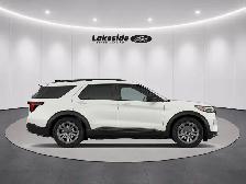 2026 Ford Explorer Active w/200A Pkg - Photo 5