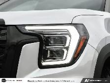 2027 GMC Terrain AWD Elevation AWD Elevation - Photo 7