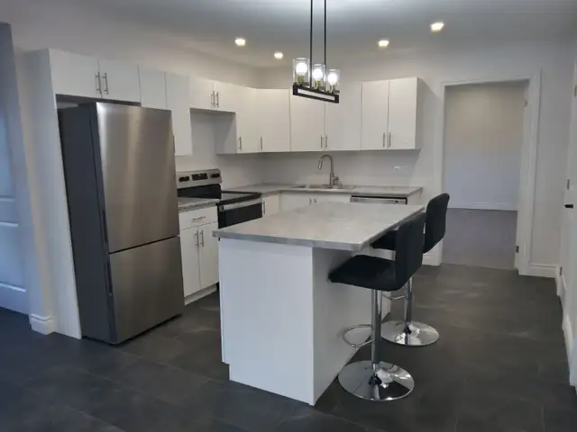 Niagara Boulevard Fort Erie 2 Bedroom Apartment For Rent. $1,895