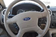 2005 Ford Expedition XLT 4WD - Photo 10
