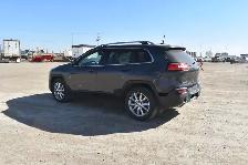 2016 Jeep Cherokee Limited 4WD - Photo 2