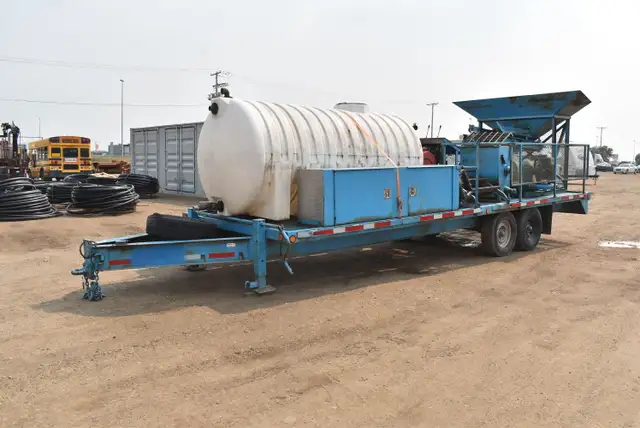 2002 Trailtech 24ft Flatdeck Trailer with Hydro Seeder Unit